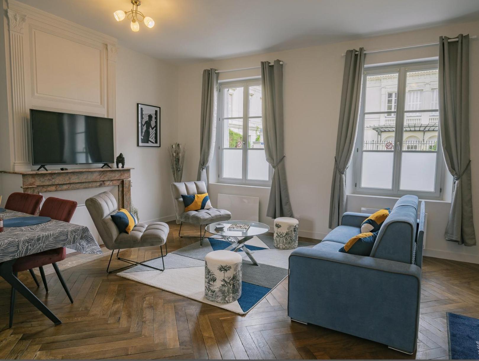 Appartement Refait A Neuf Avec Cachet De L'Ancien โซมูร์ ภายนอก รูปภาพ